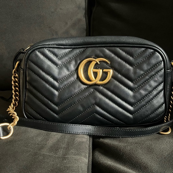 Gucci Matelassé Small Black Marmont Crossbody - Picture 1 of 11